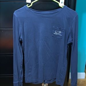 Vineyard Vines navy long sleeve shirt